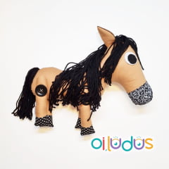 Bonecos Negrinho do Pastoreio com Cavalo de Pano